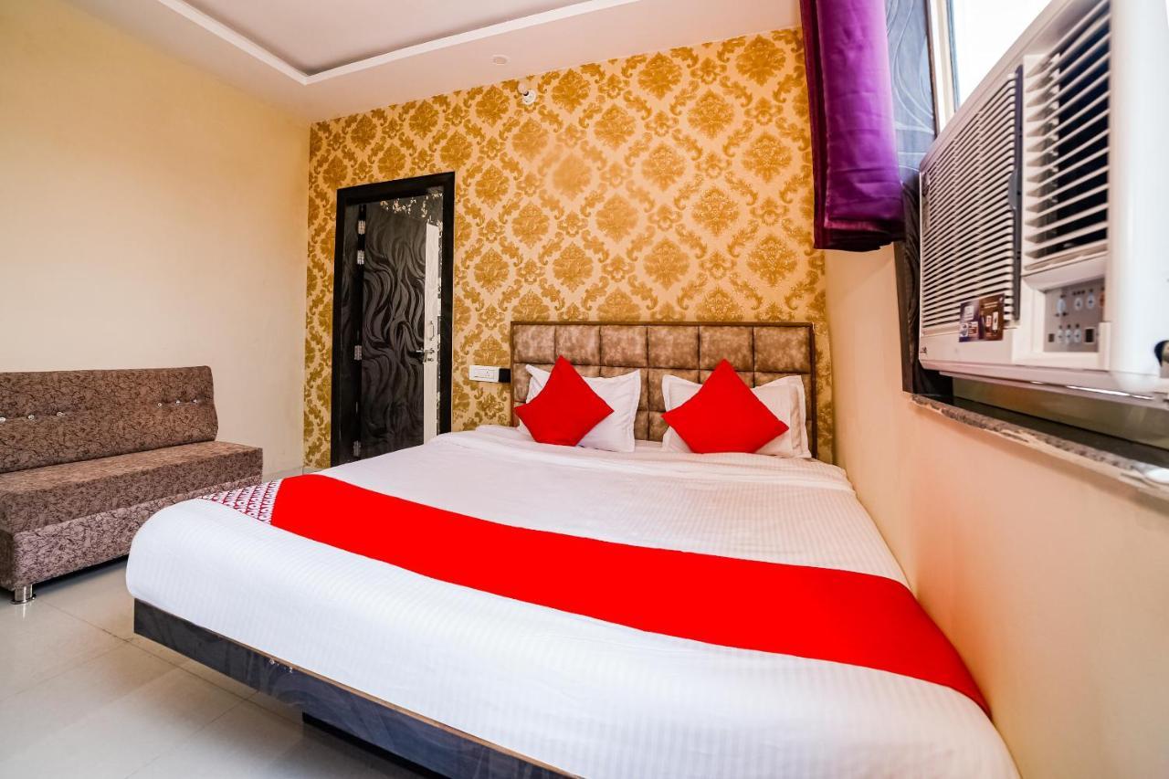 Oyo 41923 Prema Kunj Resort Jhansi Exterior photo