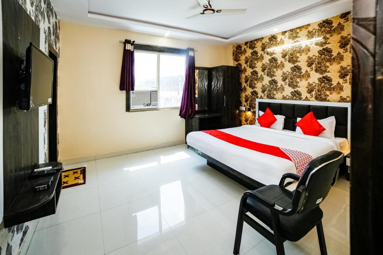 Oyo 41923 Prema Kunj Resort Jhansi Exterior photo