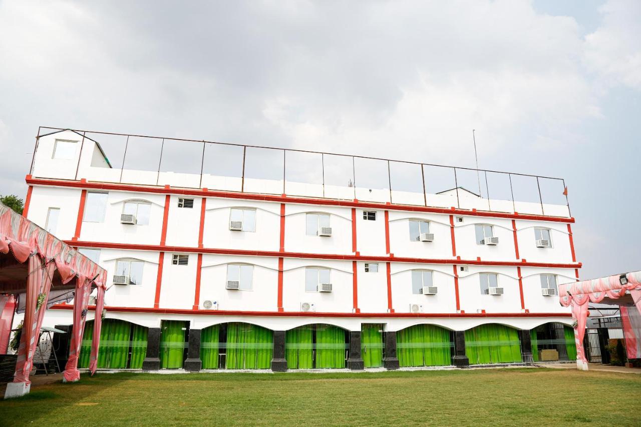 Oyo 41923 Prema Kunj Resort Jhansi Exterior photo