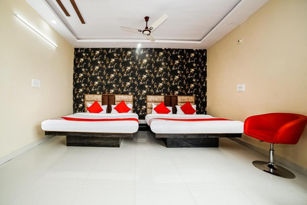 Oyo 41923 Prema Kunj Resort Jhansi Exterior photo