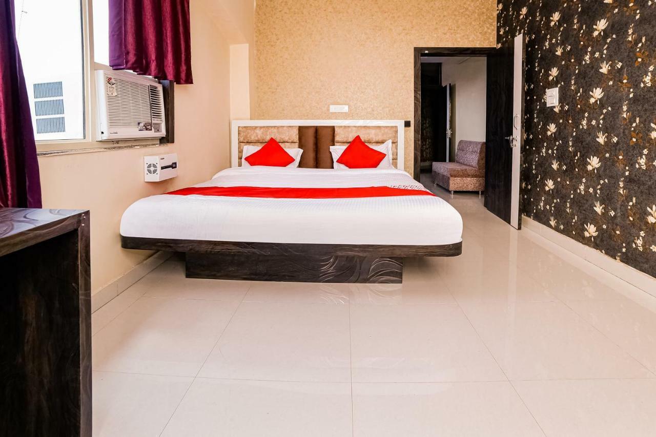 Oyo 41923 Prema Kunj Resort Jhansi Exterior photo